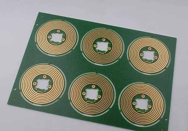 設(shè)計太陽能嵌入式系統(tǒng)的 PCB 設(shè)計標準